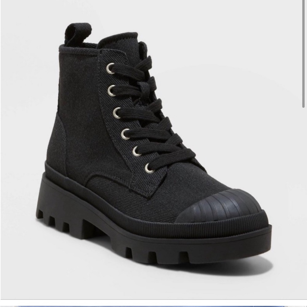 Universal Thread Teagan Platform Boots
